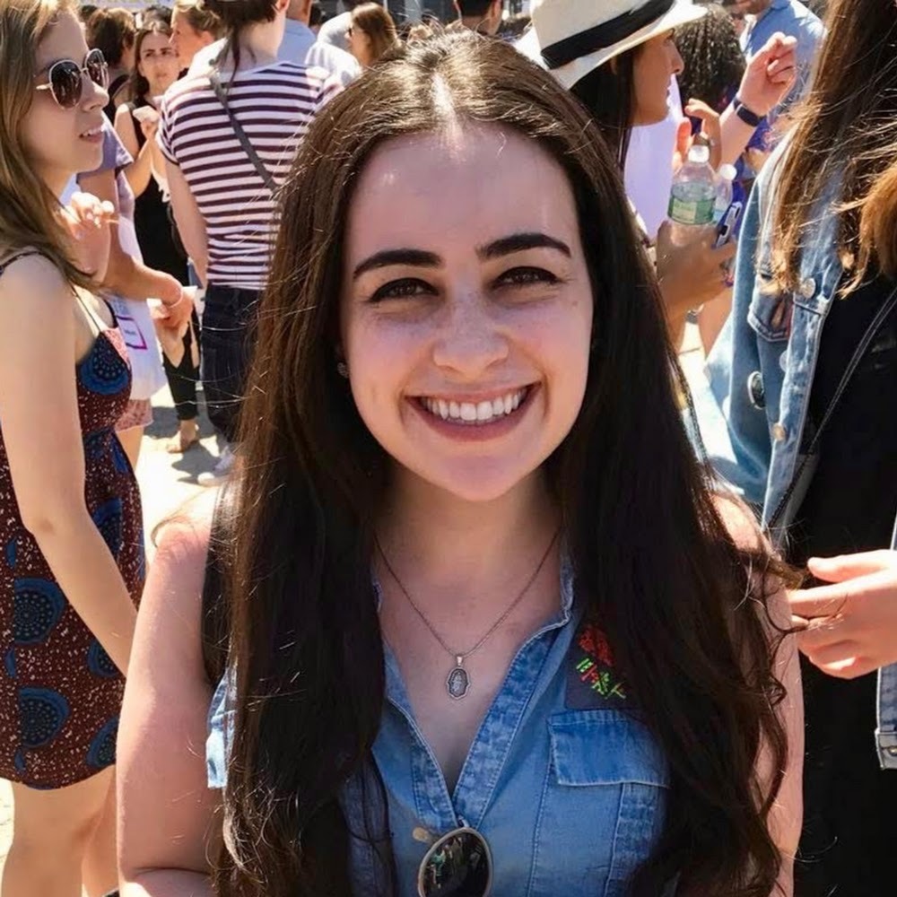 Meet your Posher, Ilana